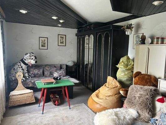 ´Wohnzimmer/Schlafzimmer UG