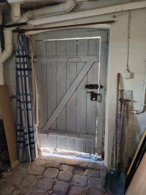 Kellertür ebenerdig