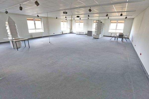 OG - Helle Bürofläche