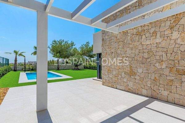 Stylish Detached Golf Villas in Pilar de la Horadada