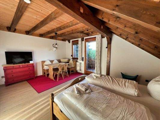 Schlaf- und Essbereich - Wohnung 2