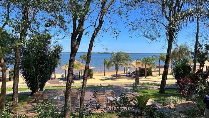 Aqua Vista Paraguay - Unique House for sale Beach 