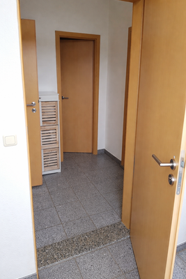 Flur Einliegerwohnung - KI-optimiert