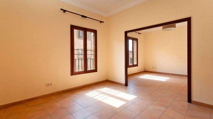 Geräumige Wohnung zu verkaufen in der Gegend von San Miguel, Palma de Mallorca