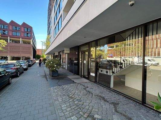 Schaufenster Straßenseite