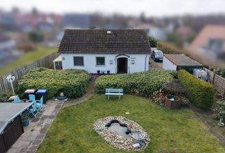 Drohnenaufnahme von hinten