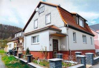 Hausansicht - Titelfoto.jpg