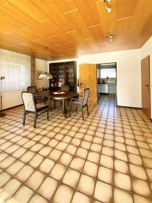 Zugang Küche- Potenzial für eine Öffnung!