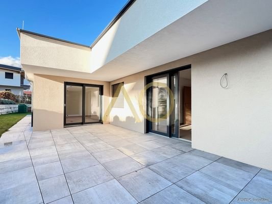 Top 3  Vom Wohnzimmer auf die Terrasse