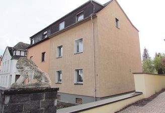 straßenseitige Ansicht