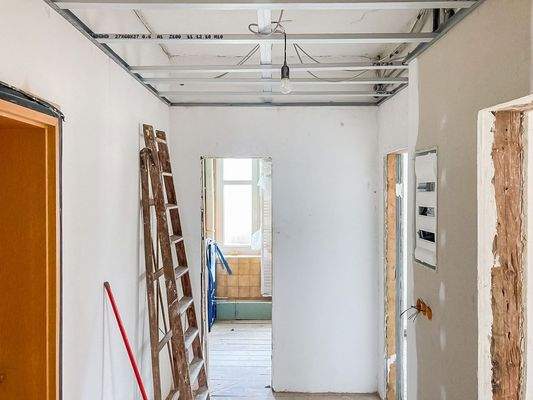 Rohbauwohnung Flur