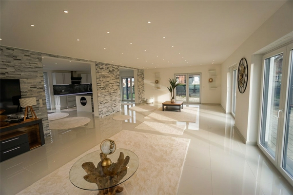 Großzügiges Wohnen mit viel Tageslicht