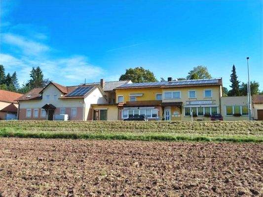 Gesamtansicht der Liegenschaft