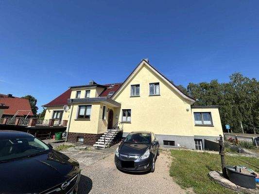 hintere Hauansicht vom Hof