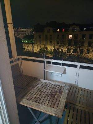 Balkon bei Nacht 2. Bild