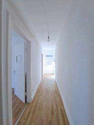Flur mit Fenster