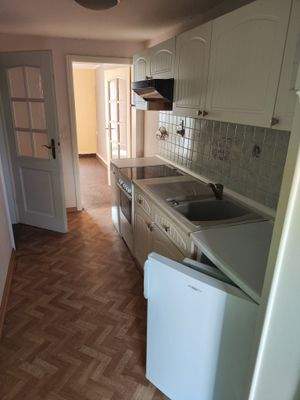 Küche Wohnung 2.jpg