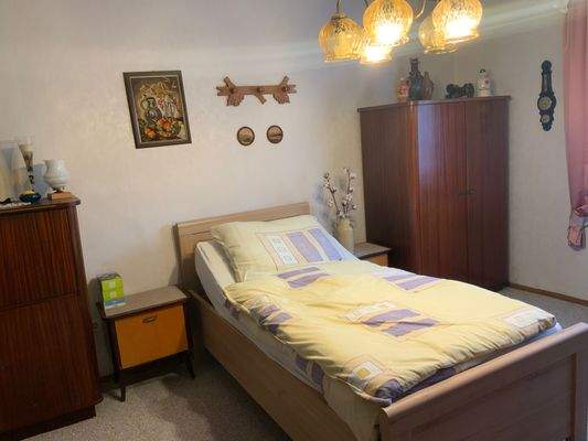 Wohnraum / Schlafzimmer