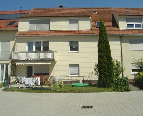 Südseite mit Balkon 1.jpg