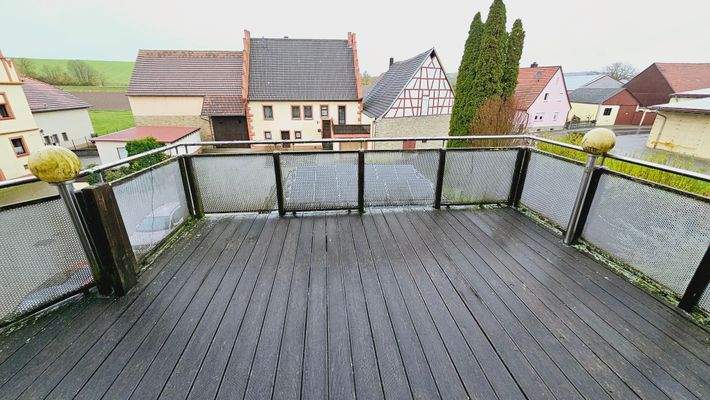 große Dachterrasse