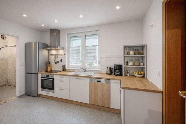 KI Küchenbeispiel EG