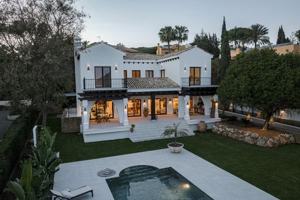 Photo: Villa in Marbella East