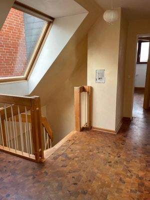 die tolle Holztreppe zur weiteren Etage