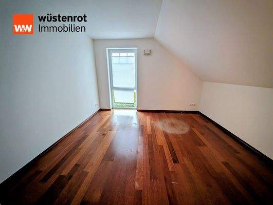 3. Schlafzimmer im DG