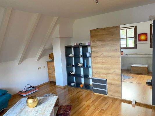 Größeres Schlaf-, Kinder- oder Gästezimmer