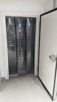 neuwertiges Kühlhaus