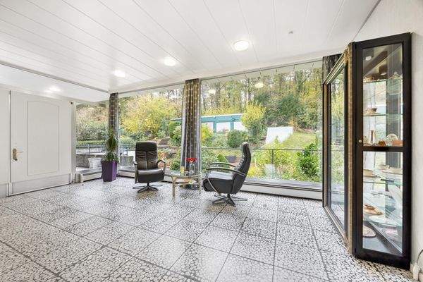 Diele mit Gartenblick