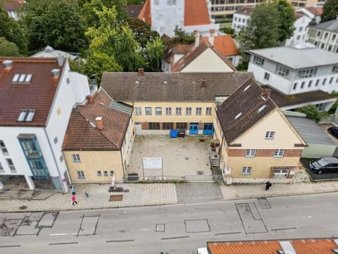 Fürstenfeldbruck Halle, Fürstenfeldbruck Hallenfläche