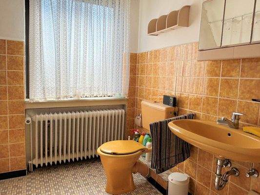 Badezimmer im Dachgeschoss