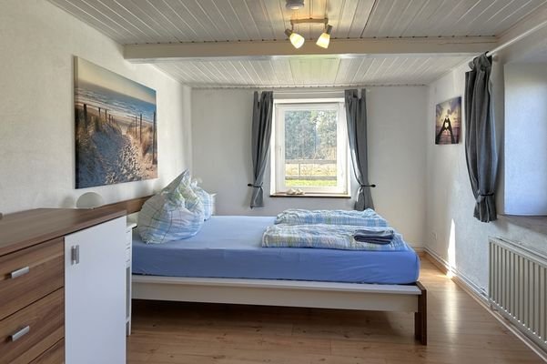 Einliegerwohnung Schlafzimmer 1