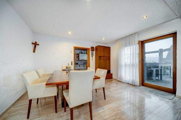 Hauptwohnung - Esszimmer