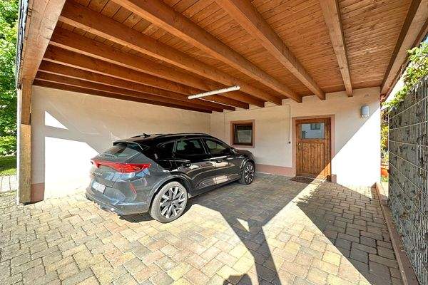 Carport mit Werkstatt