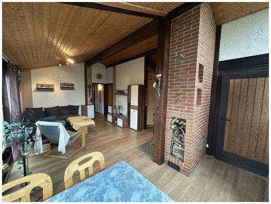 Blick ins Wohnzimmer