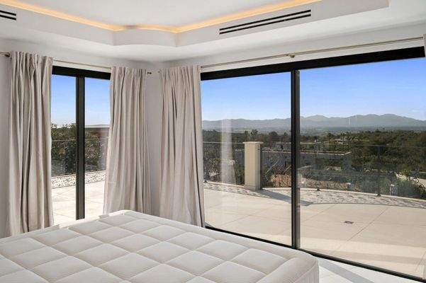 Exklusive Neubauvilla mit Aussicht zu verkaufen in Son Gual Mallorca BHHS-BAL-0778