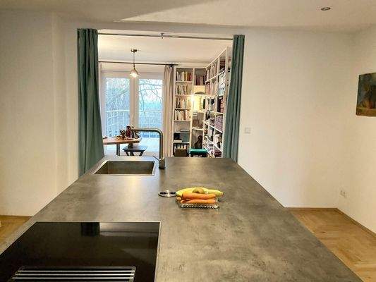 Blick in Arbeitszimmer