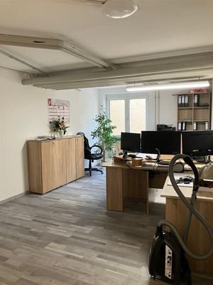 Büro 1