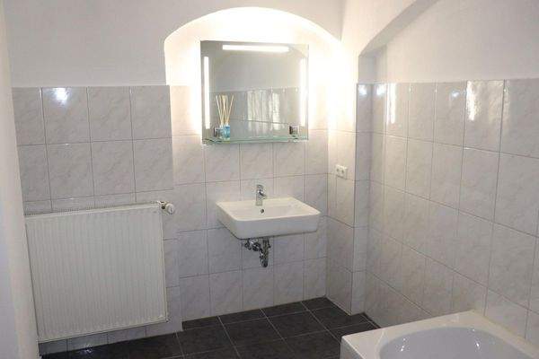 Bad Zugang über Küche