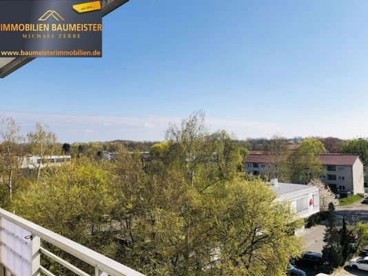Ausblick Balkon - Immobilien Baumeister Neuburg