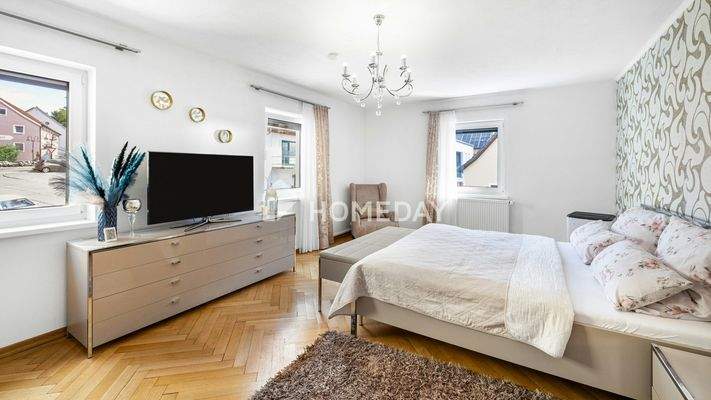 1. OG Schlafzimmer 1