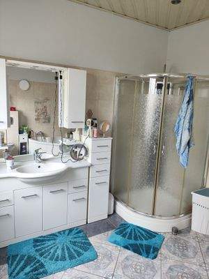 EG Whg 1 Bad Bild 2.jpg