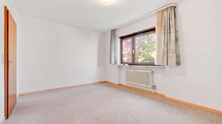 ELW Schlafzimmer EG rechts