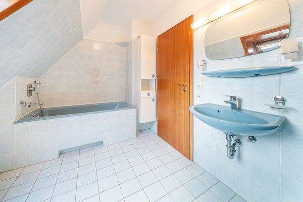 Duschbad Einliegerwohnung 2