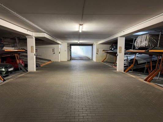 TG Ein- und Ausfahrt