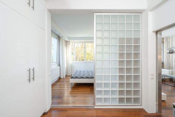 Blick ins Schlafzimmer