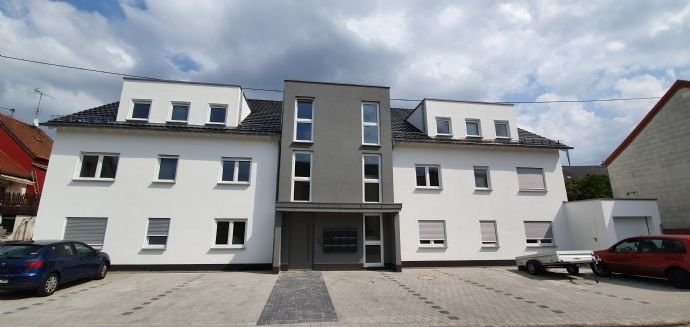 Neubau hochwertig  barrierefrei : 2 ZKB Wohnung mit großzügiger Terasse  in zentraler Lage!