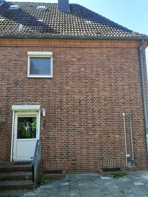 Rückseite mit Ausgang Garten